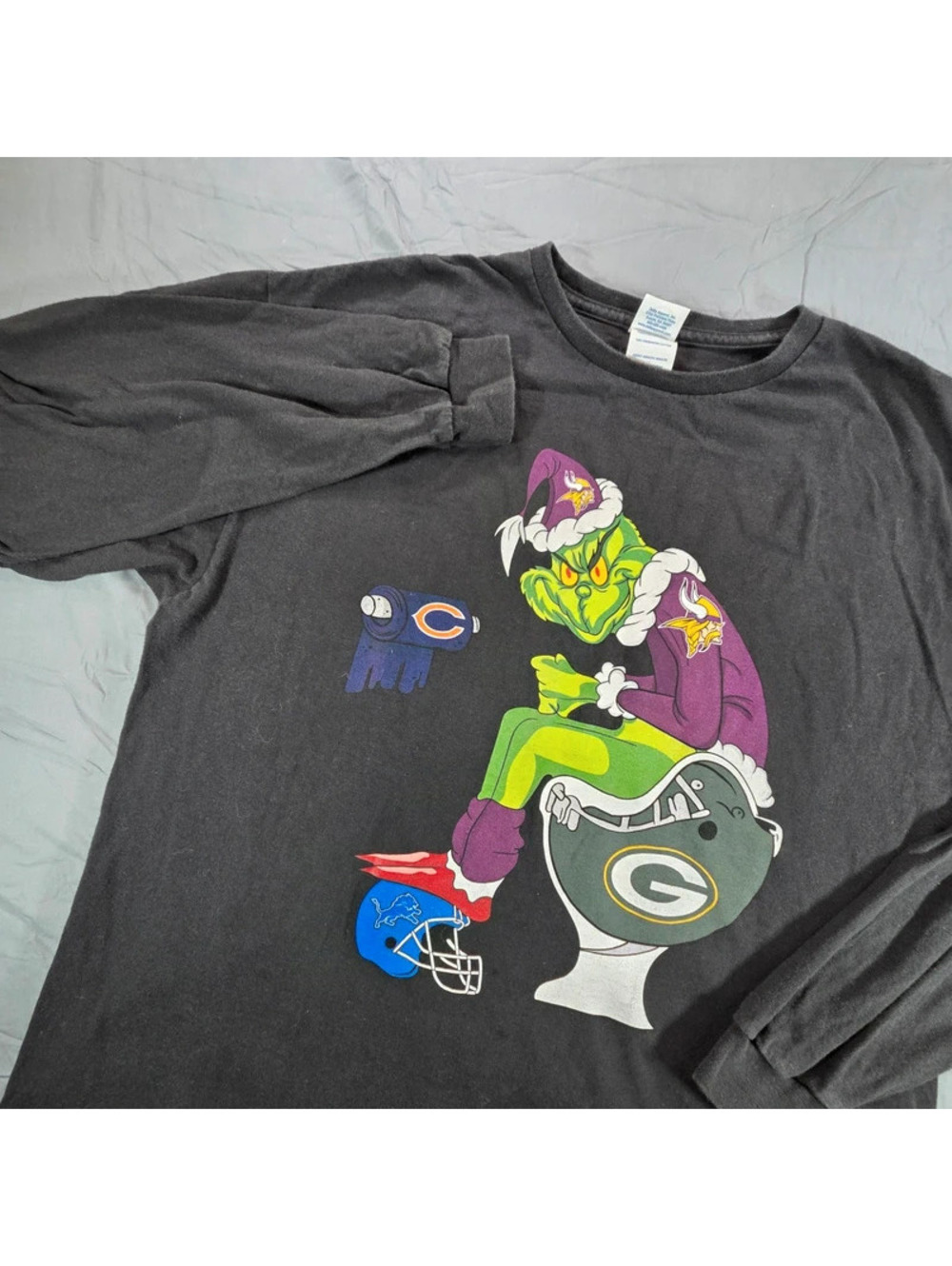 Grinch wearing Minnesota Vikings gear